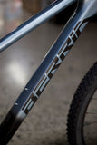 Berria Mako DC 6.1 2023 Black/Blue Mist