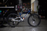 Berria Mako PRO X0 AXS FA 2026 - WHITE/BLUE CRUSH/TANGERINE - Medium
